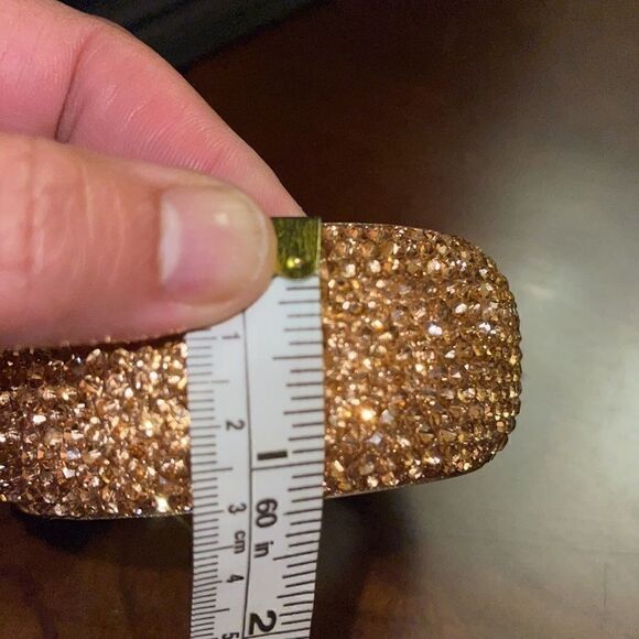 Costume all around crystal bangle bracelet - Picture 5 of 5